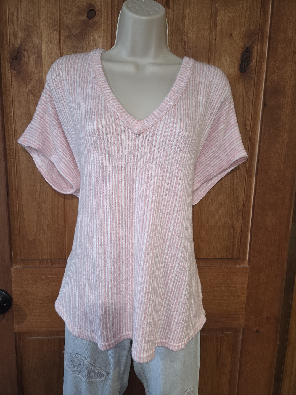 Soft Light Pink‎ Ribbed V-Neck Sweater